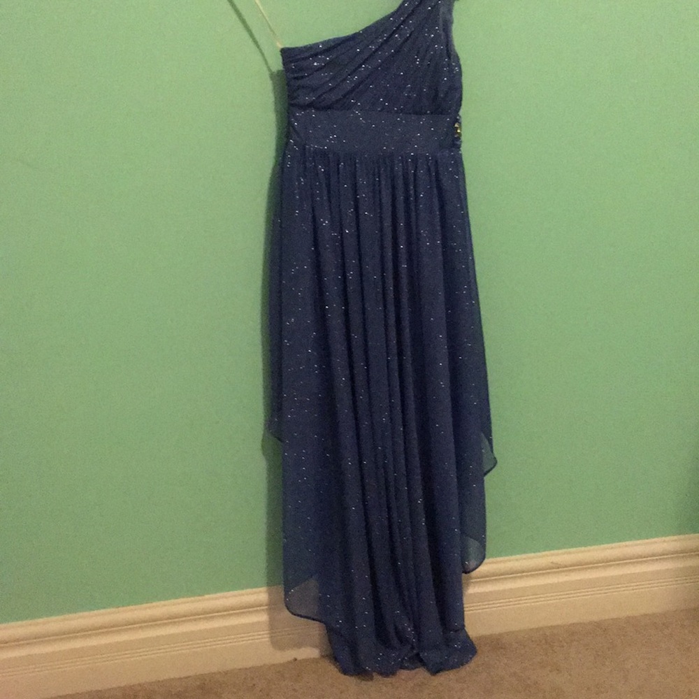 Blue one shoulder high to low - Picture 2 of 3